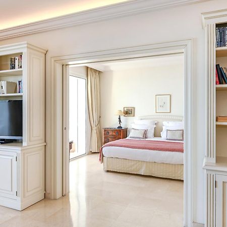 Buckingham & Lloyds - Cannes Exterior photo
